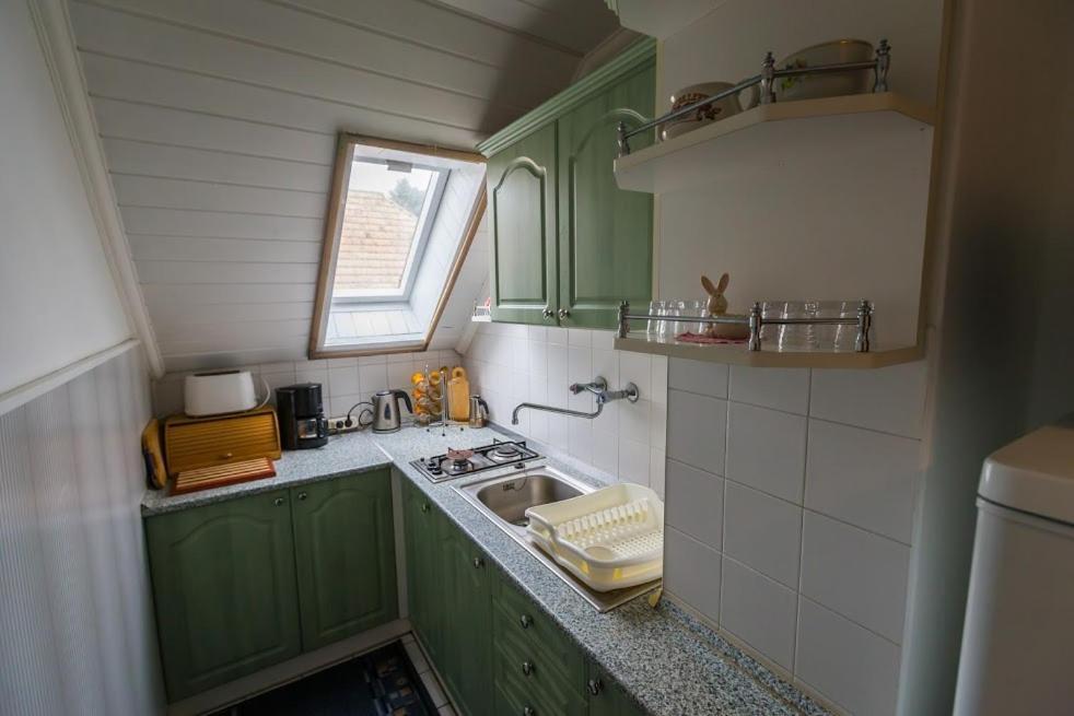Joli Guesthouse Ordacsehi Esterno foto